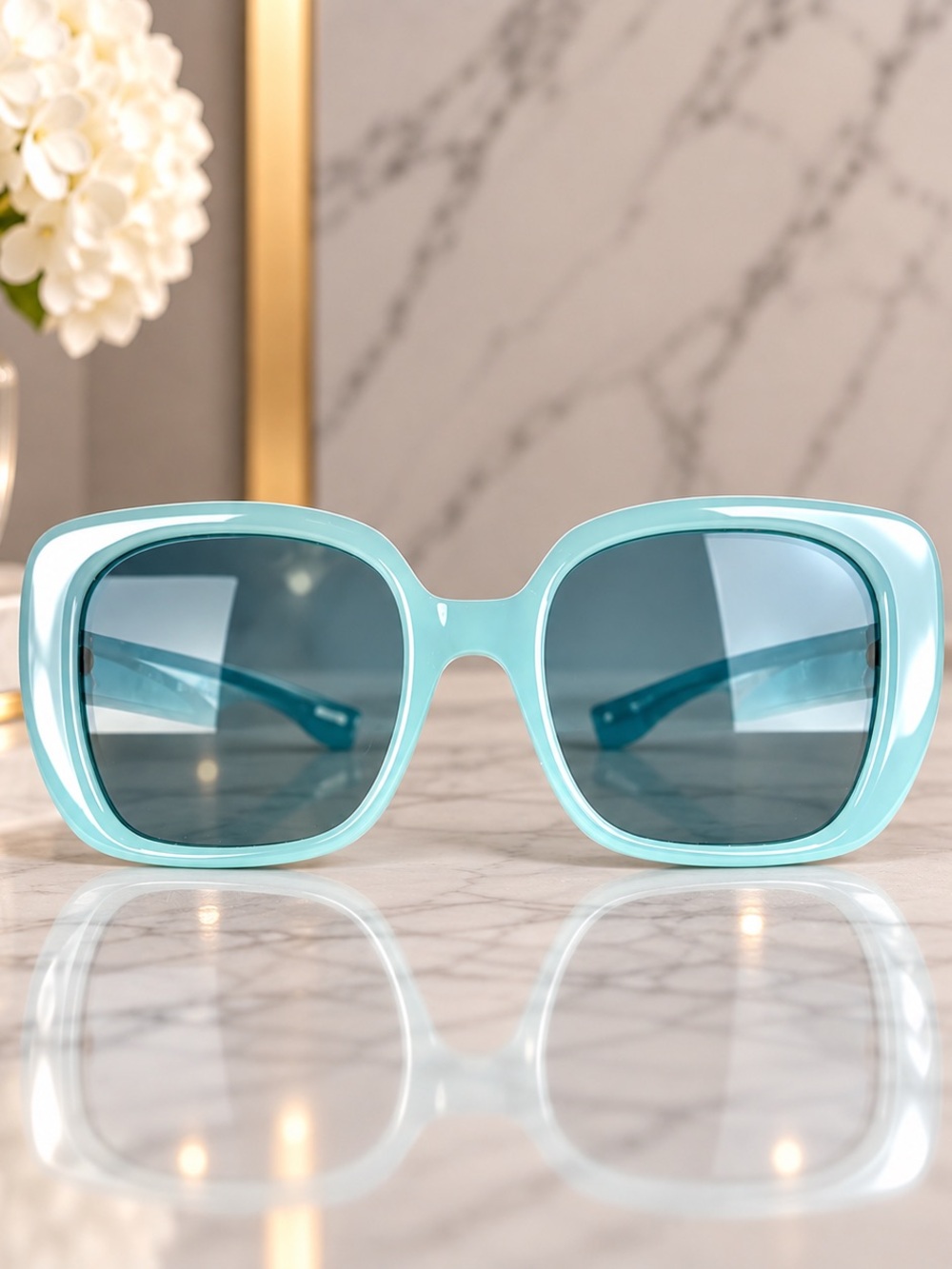 Burberry Helena BE4371 408680 Clear Baby Blue Square Sunglasses Full Set - Picture 2 of 10